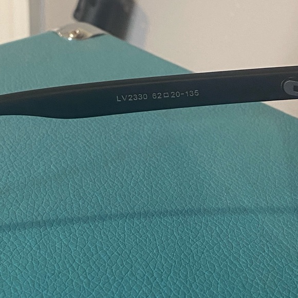 LV Glasses With Case - Picture 6 of 7